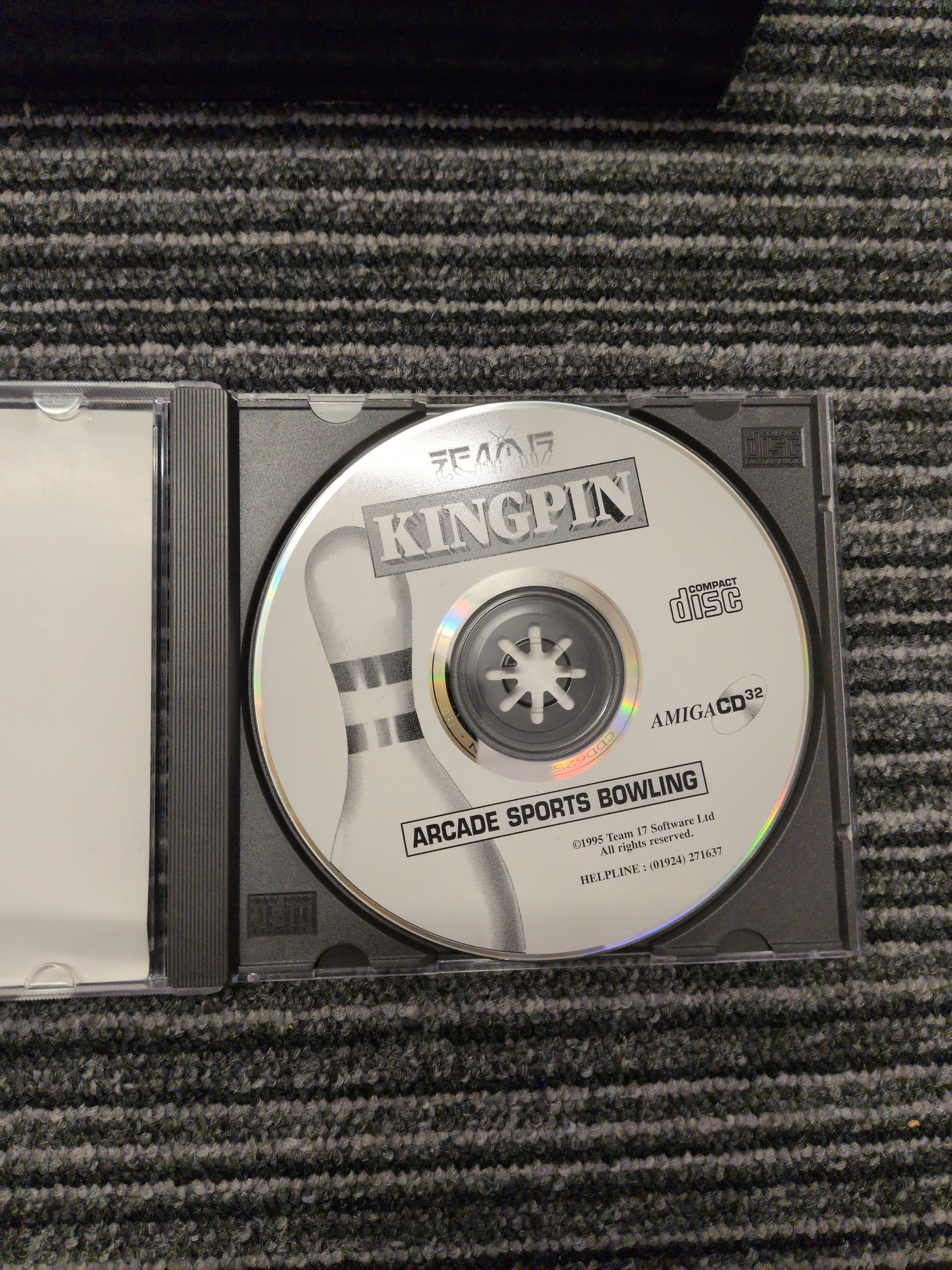 Kingpin Arcade Sports Bowling Commodore Amiga CD32 game Kingpin Arcade Sports Bowling Commodore Amiga CD32 game